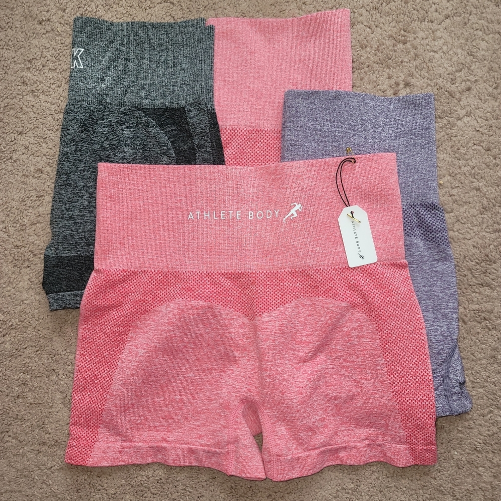 Athlete Body & PINK Victoria Secret Booty contour short shorts 🍑 set 4 Medium